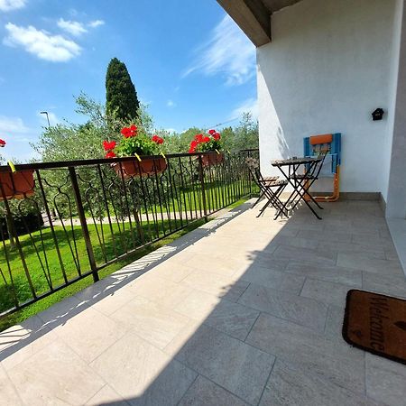 Villa Dolcitalia Tra Gardaland E Le Terme Di Cola Lazise Buitenkant foto