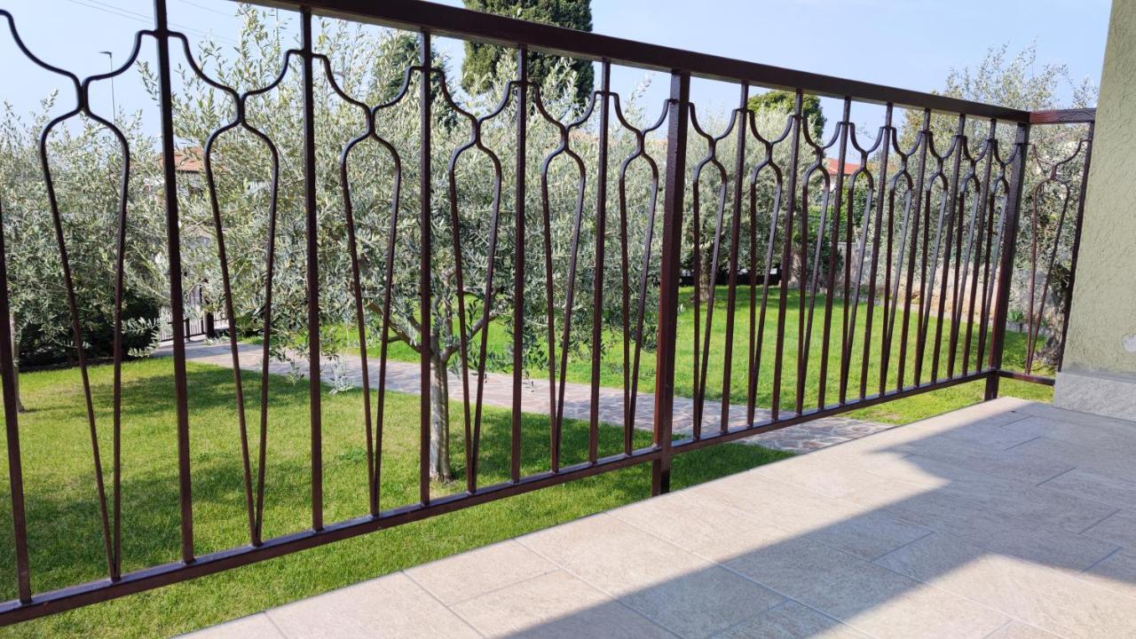 Villa Dolcitalia Tra Gardaland E Le Terme Di Cola Lazise Buitenkant foto